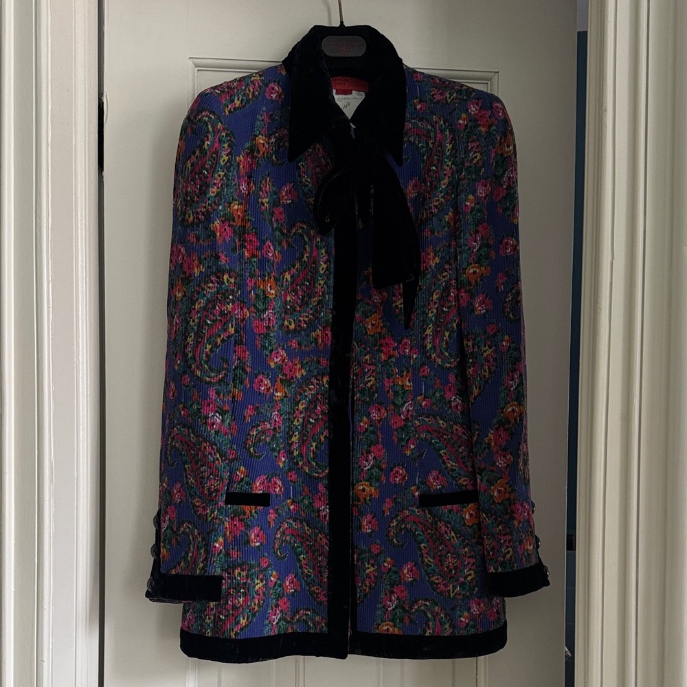 Vintage 90s RUNWAY Emanuel Ungaro floral blazer